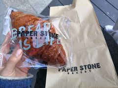 焦糖牛角包-PAPER STONE BAKERY(天环店)