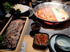-湊湊火锅·茶憩(新中关购物中心店)