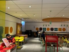 -麦当劳(南汇车市店)