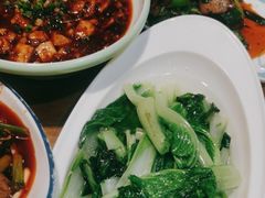 蒜苗回锅肉-易老妈蹄花.特色川菜(人民公园总店)