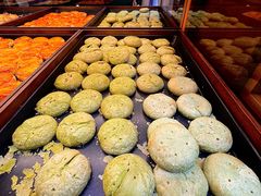 -昆明冠生园·鲜花饼·面包蛋糕(老街店)