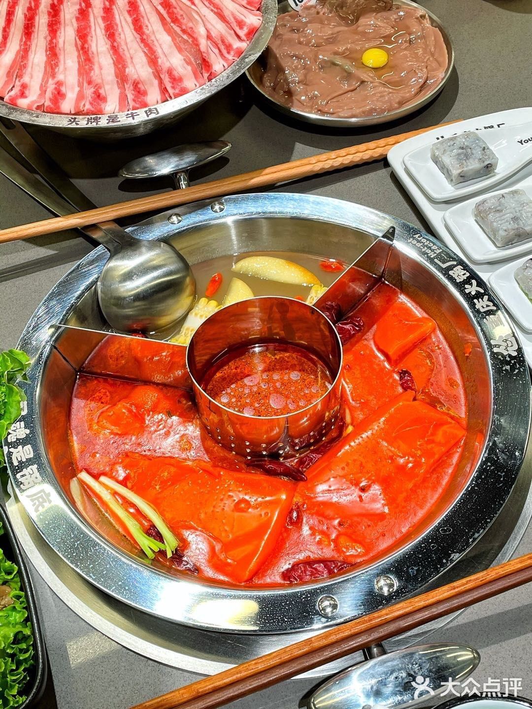 一杯只要20+，可以免费加三种料哈哈哈️