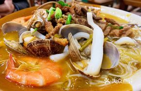 Spanish Mackerel Three Delicacies Noodle Soup