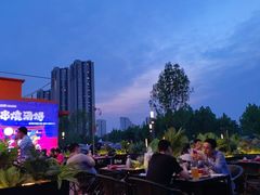 -丽伟的串·烧烤·砂锅(季景天地店)