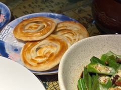 老济南油旋-明湖小楼·鲁菜·济南菜(大明湖店)