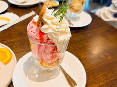 -Chom Cafe and Restaurant
