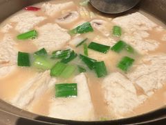 红烧自制豆腐煲-荣小馆(椒江青悦城店)