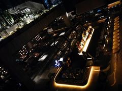 -The ROOF (通盈中心店)