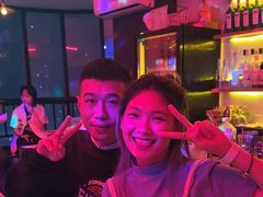 -Mx.cocktail bar