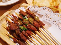 -小鱼小牛·鱼牛干锅·脆鱼火锅(世欧广场店)