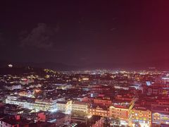 -官房大酒店-玉龙旋宫观景餐厅