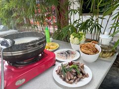 -墨脱石锅椰子鸡•香草鸭•东山羊(大东海店)