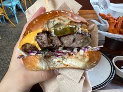 -Ribs & Burgers The Rocks