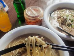 -小河无名面馆