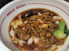 -呷佬·长沙手工米粉(金沙江路店)