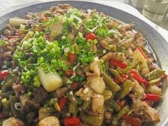 -廖哥泡椒兔(峨眉店)