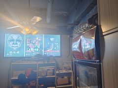 -荒岛实景沉浸密室(江汉路1店)