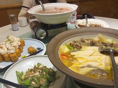 -滨湖大厦中餐厅(湖北省博物馆店)
