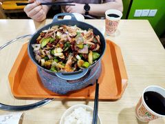 -好吃街美食城(八一广场店)