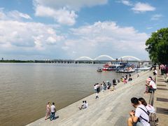 -人民防洪胜利纪念塔