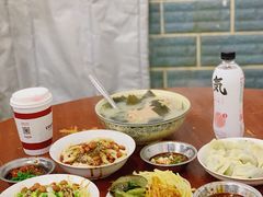-中和裴氏蹄花(府河路店)