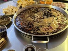 -储奇门鳝鱼火锅(总店)