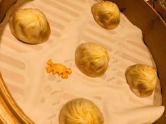 蟹粉小笼包-鼎泰丰(德基广场店)