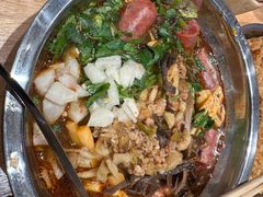 -柳州肥姨妈大骨螺蛳粉(万达中心店)