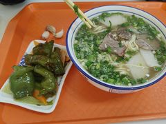 -陆元丰·兰州纯汤牛肉面(自强西路店)