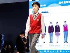 -翎秀服装模特