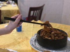 石锅杏鲍菇-华兴餐厅·招牌生鱼片(桃园路店)