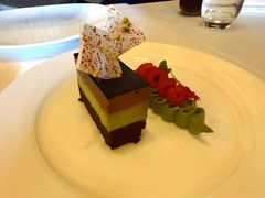 -塞纳河法国餐厅(意式风情街店)