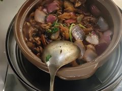 -胡须佬鸡煲四季火锅店(石厦西村直营店)