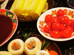 -憨孃孃·重庆老火锅(红山黑金店)