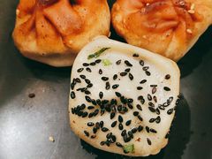 -小杨生煎(金山百联购物中心3楼店)