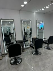 -Coo Hair salon