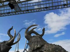 -七彩云南欢乐世界