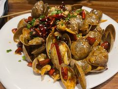 香辣花蛤-虾宝贝胶东海鲜·渔家菜(小西天店)