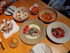 -JINNS锦时 steak&pizza(浸信会礼拜堂旧址店)