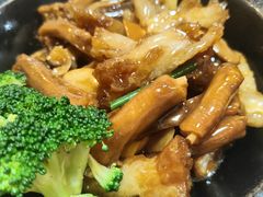 鹅掌扣蹄筋（例）-老字号蛇口德记烧腊饭店·海鲜加工