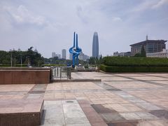 -泉城广场