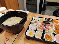 -阿香米线(凯德广场.1818店)