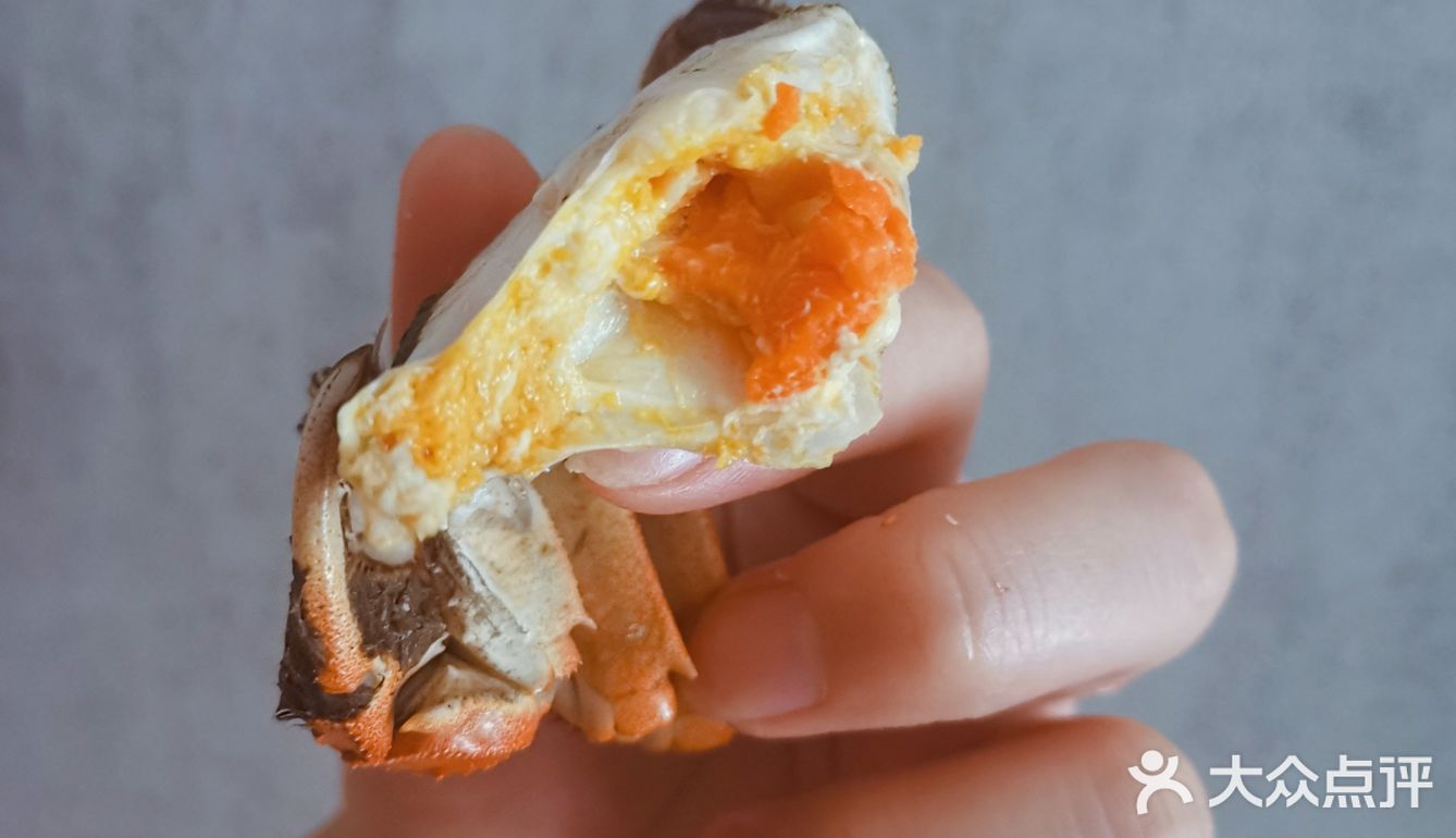 秋天的第一只大闸蟹💥满满的蟹膏终于来了‼️