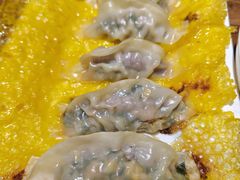 -东来菜馆•手抓海鲜家常菜•海鲜锅贴(鸽子窝店)