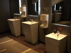 -金逸影城(武汉人信汇IMAX店)