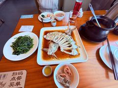 -莲餐厅·湖北菜·藕汤是头牌(愚园路店)