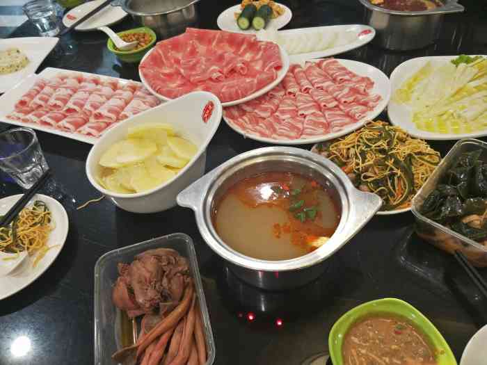 王品健康火锅-"家庭聚餐,提前打电话留了个包厢.办了张.
