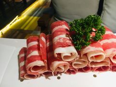 -洪氏嗨捞·广东猪肚鸡·椰子鸡火锅(西咸万象城店)