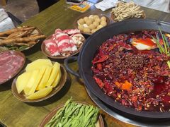 -黄潇洒老火锅(九眼桥宏济巷店)