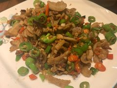 -钟掌勺忘不了地道湘菜(新天地假日广场店)